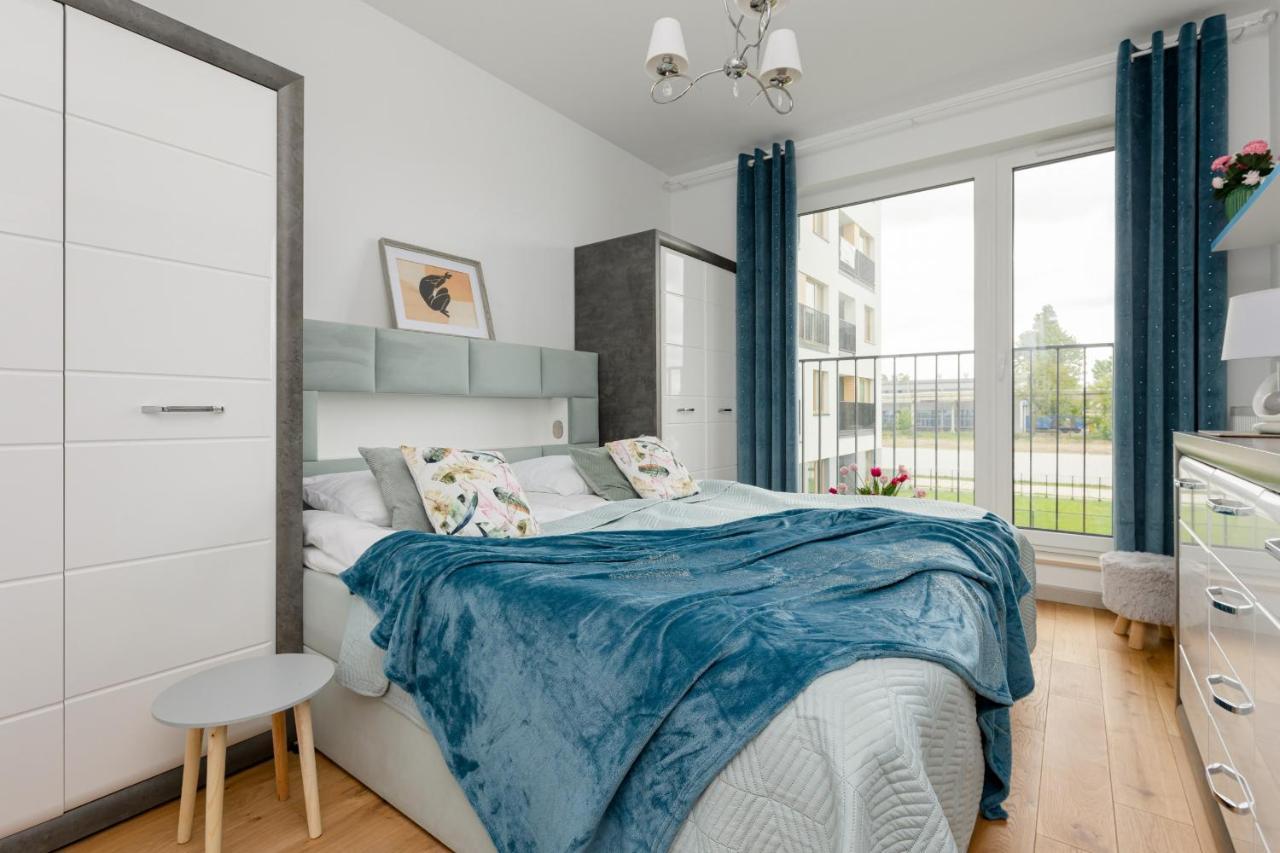 Warsaw Kotsisa Apartments With Parking By Noclegi Renters Dış mekan fotoğraf