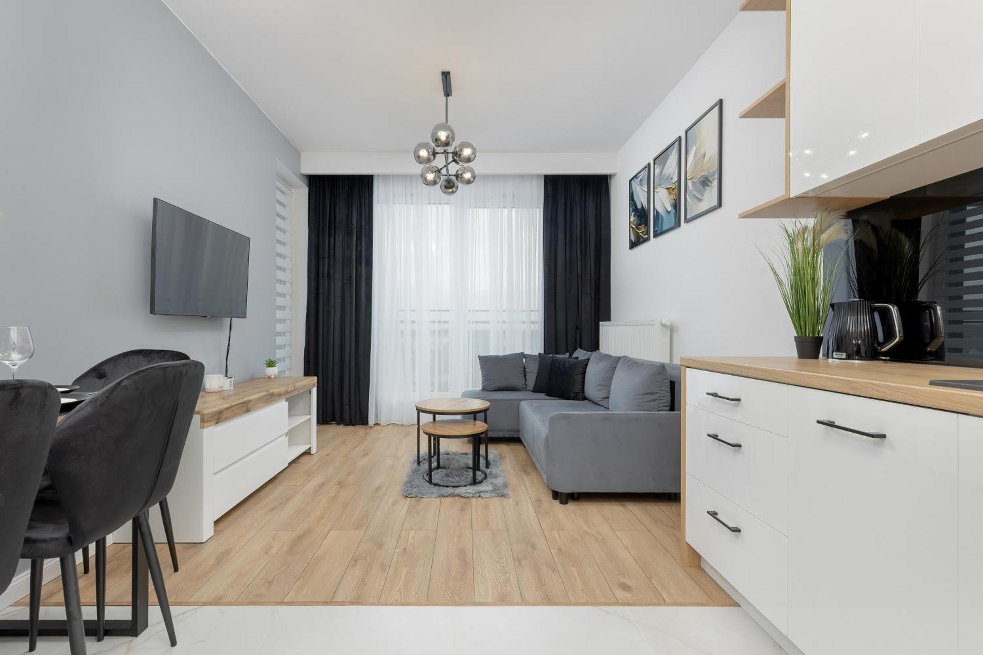 Warsaw Kotsisa Apartments With Parking By Noclegi Renters Dış mekan fotoğraf